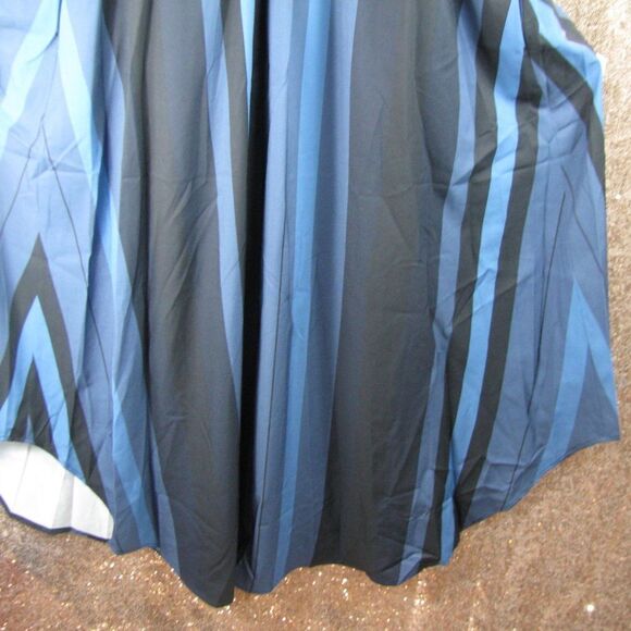 NWT BloomChic blue striped dress - Picture 4 of 10